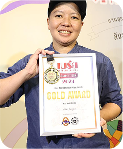 Winer Fruit Beer (American Wheat based)